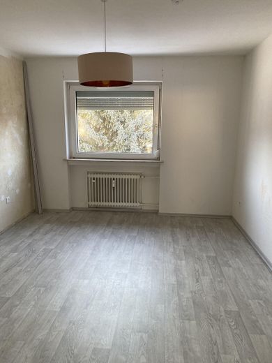1 oder 2 Wohnungen im 2. OG  in ruhiger Lage Wolfenbüttels zur Eigennutzung oder Vermietung – Leerwohnung SZ