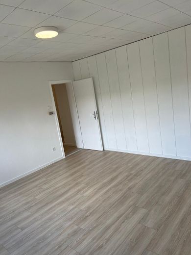 Vivir junto al bosque urbano en una amplia parcela de propiedad en Laagberg/Wolfsburg – Foto 6