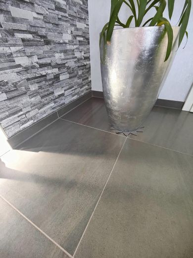 Dreifamilienhaus im Grünen mit großem Grundstück – Foto 34