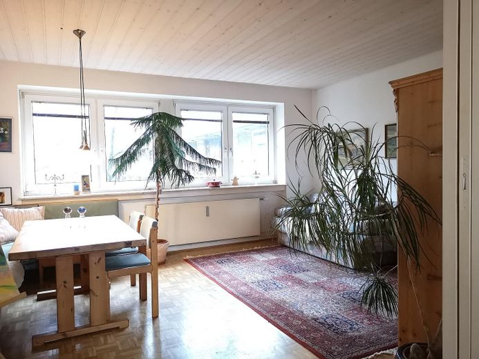 4/5 Zimmer Wohnung in Königsforstnähe (Neubrück) zur Eigennutzung oder als Kapitalanlage – Helles Ost-Zimmer