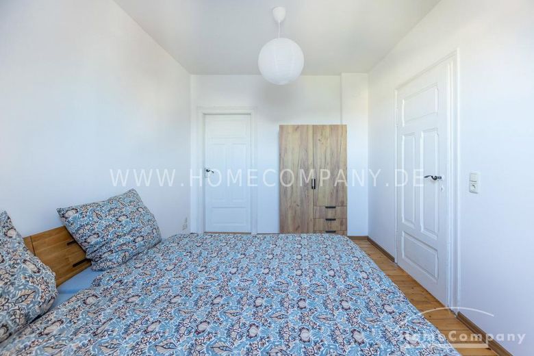 28289 HomeCompany सुसज्जित/Furnished मेइßen में लकड़ी के फ़र्श वाला सुंदर बड़ा पुराना अपार्टमेंट, मंसार्ड मंज़िल! अधिकतम 4 व्यक्ति – 264cb95d31a458a01a999060773c0c7b38e26b1e.jpg