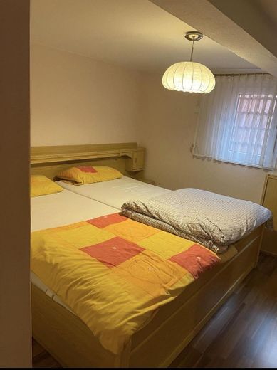 Verzorgde eengezinswoning met traplift – Foto 15