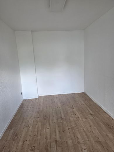 Атмосфера будинку замість квартири 108,5 м² комфорту для життя з каміном 2 балконами та сучасною кухнею в Solingen-Wald – Esszimmer 2. Ebene