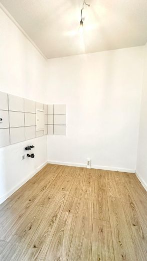 4 Zimmer auf 67 m² in Weimar-Schöndorf – Küche