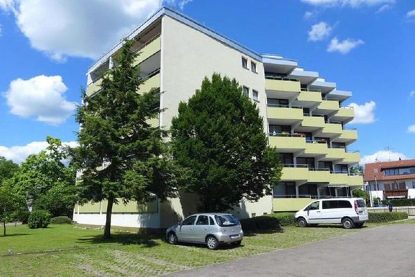 3-Zimmerwohnung am Bodensee mit Küche, Balkonen und Schwimmbad