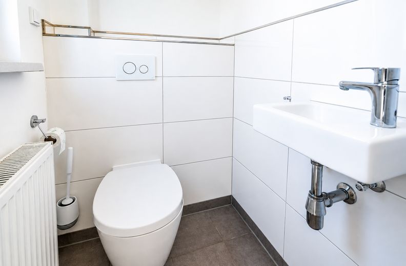 Einziehen und wohlfühlen - familienfreundliche Doppelhaushälfte aus 2018 im Herzen von Pulheim-Geyen – Gäste-WC