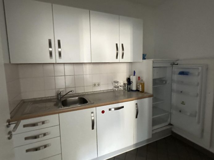 Teeküche mit Einbauküche