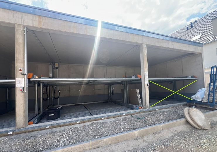 NEW-BUILD FIRST OCCUPANCY 2-room gallery apartment in Nuremberg with balcony / underfloor heating / duplex garage – 14_Duplexgarage nah am Eingang