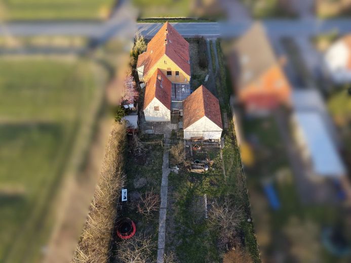 Sanierung gestartet! Haus mit Fahrplan &amp; 
1.603 m² Grundstück an der Nordsee – Luftaufnahme