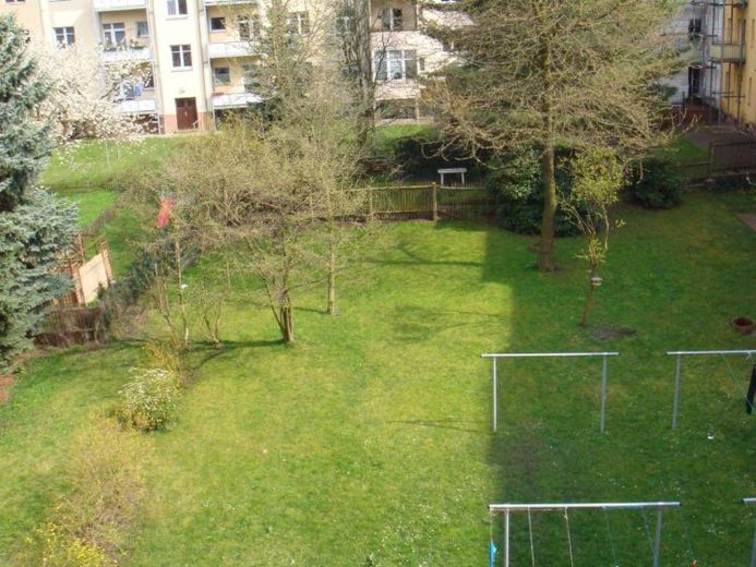 Geräumiges Wohn- und Schlafzimmer - Tageslichtbad - frei ab 1.8. – Foto 1