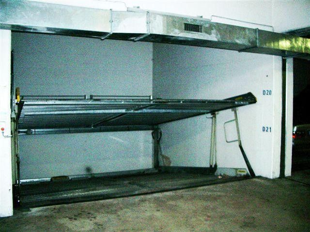 Pkw-Stellplatz oben
