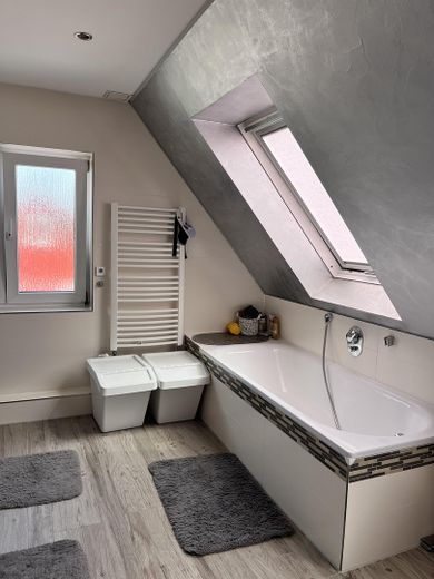 4,5 Zimmer Maissonettewohnung – Foto 9