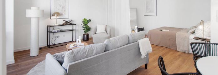 Möbliertes Apartment mit Balkon in Düsseldorf – 44,81 m², 2025 kernsaniert, ab 01.01.2027 – Wohn- und Schlafbereich