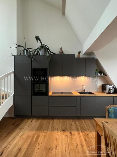 Maisonette centrale, luminosa e aperta con vista sui tetti di Kiel - un'oasi nella città. – 36b3eb5045db7844218da8bcef3a0adad42b9a43.jpg