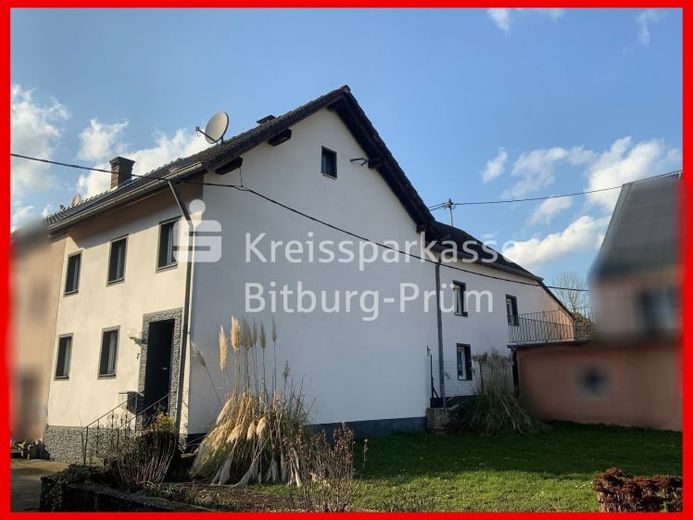 gepflegtes Einfamilienhaus mit Garten – फोटो 1
