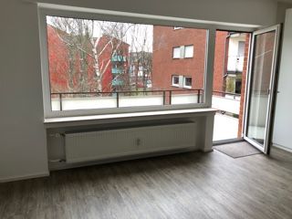 Kısmen mobilyalı, aydınlık 1 odalı daire; sakin ancak merkezi konumda, Gasselstiege – Wohnraum