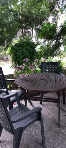 STILVOLLE VILLA - 3 Wohnungen – RENOVIERT - Heizung NEU – Foto 13