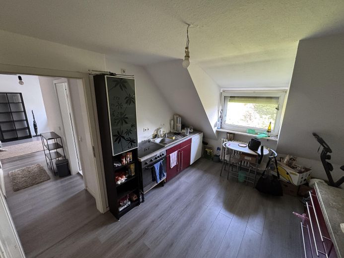 Gepflegte 2,5 Zimmer Wohnung mit eigenem Garten – Küche