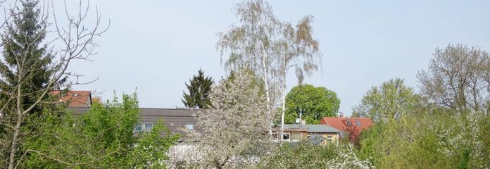 2 odalı Pankow dairesi; balkon, bahçe, bisiklet bodrumu, bodrum deposu (yeraltı otoparkı) – Blick in den Garten