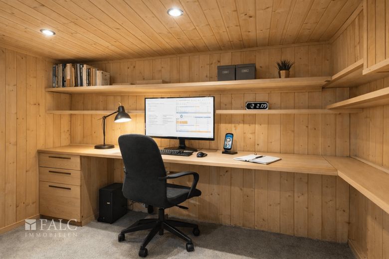 **Ein Ort zum Verlieben**FALC IMMOBILIEN – Keller- Arbeitszimmer Bsp.