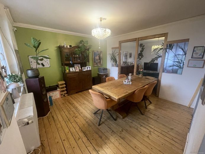 Modernisiertes Einfamilienhaus in idyllischer und ruhiger Lage von Dudweiler – Eßzimmer EG