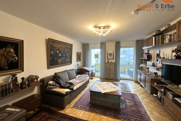 Charmante Zwei-Zimmer-Wohnung mit Balkon: Modernes Wohnen in bester Lage von Bad Brückenau