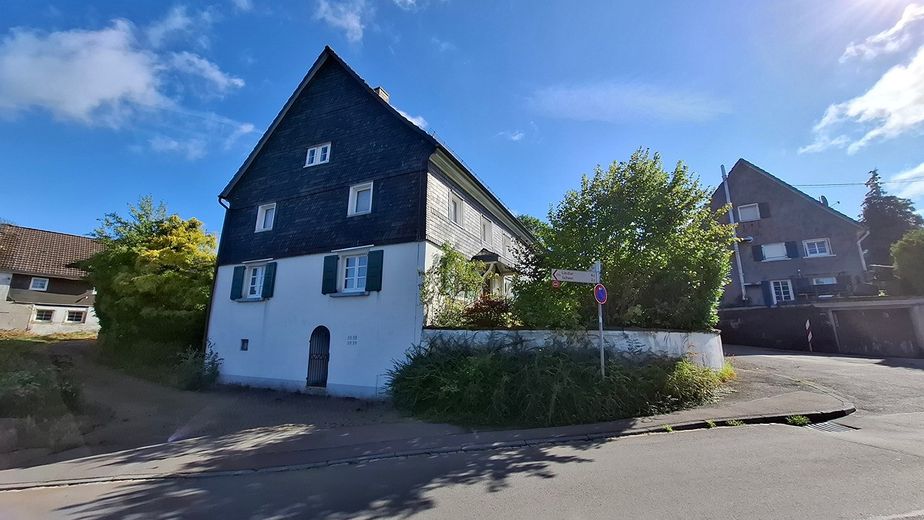 Besonderes Haus mit Geschichte in Dorf mit Ausblick – Foto 7