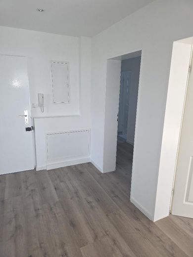 Zentral & Gemütlich: Attraktive 4-Zimmer-Wohnung in Eschborn – Foto 8
