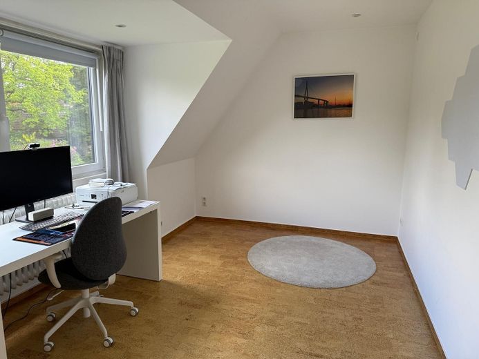 Büro oder Kinderzimmer