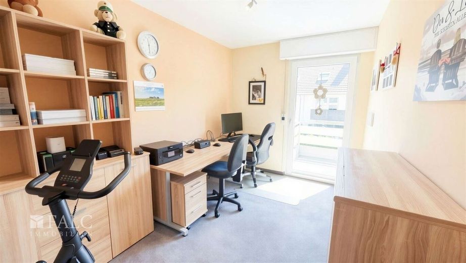 Familienfreundliches Wohnen in ruhiger Lage - gepflegtes Reihenmittelhaus mit zahlreichen Modernisierungen – Arbeitszimmer