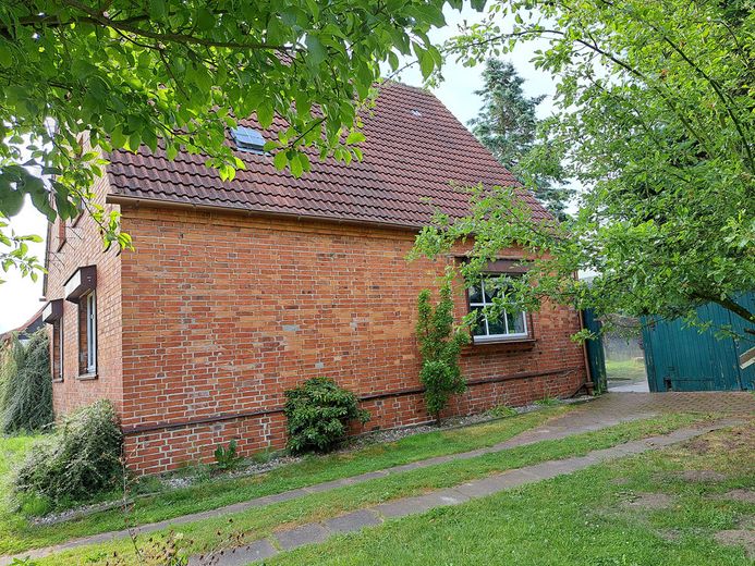 Charmantes 120 m ² Backsteinklinkerhaus mit Grundstück 719 m² in optimaler, sehr ruhiger Lage – Foto 6
