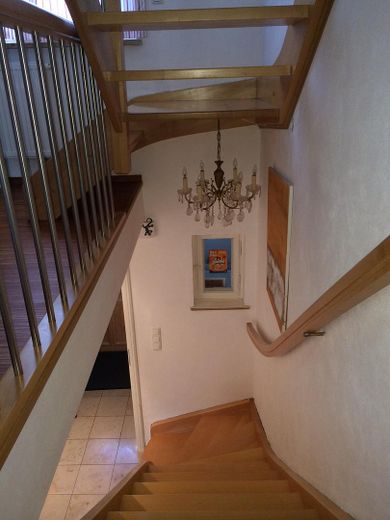 Сімейний оазис для комфорту в топовому місці – Treppe EG/OG