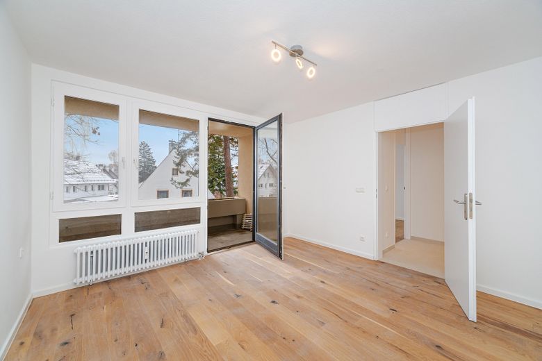 Luminoso y modernizado piso de 3 habitaciones: 2 balcones, completamente modernizado en Múnich-Neubiberg – Foto 17