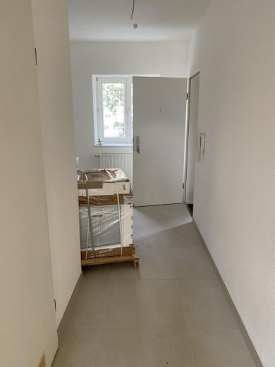 gepflegte 2-Zimmer-Wohnung mit guter Stadtbusanbindung – Foto 9