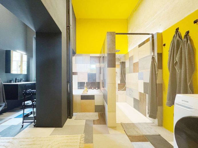 Design trifft Natur - Ferien-Wohnung am Kanal für bis zu 8 Personen (115m2) in Schönebeck – Badezimmer