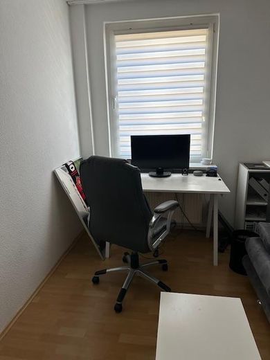Büro/Schlafzimmer 2