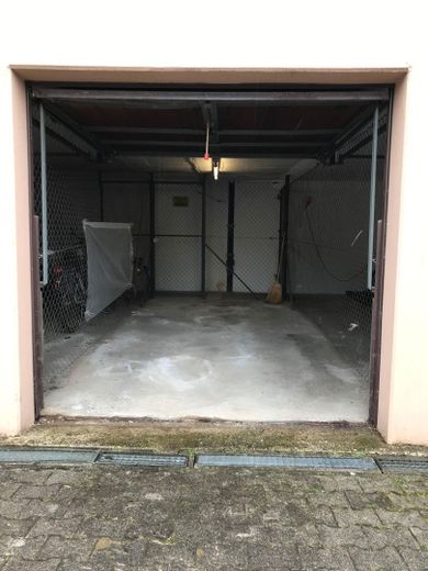 Separate Garage