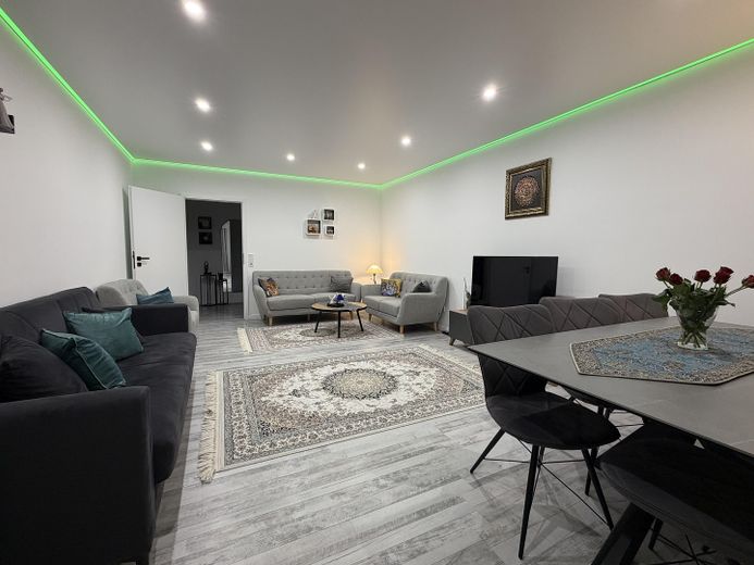 Exklusive, modernisierte 4 Zimmer Eigentumswohnung in Braunschweig Watenbüttel – Wohnen