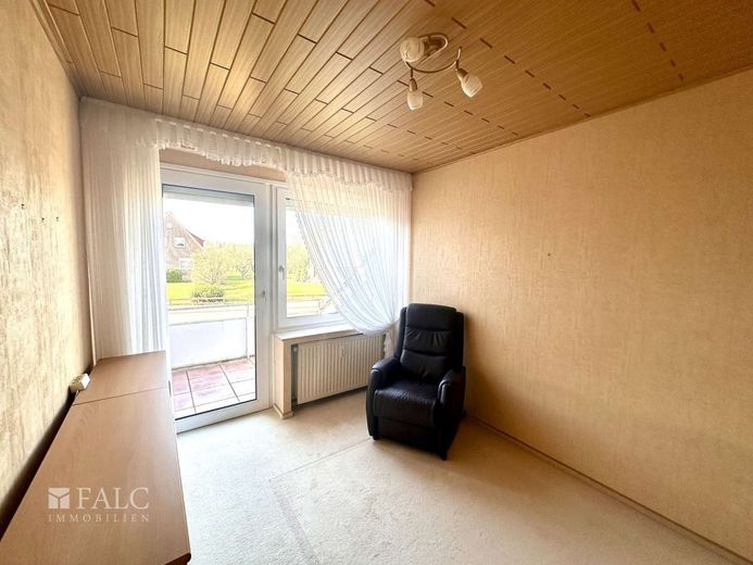Willkommen Zuhause - top gepflegtes Reihenhaus in gefragter Lage von Stade – Kind/ Büro OG