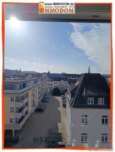 3-Zimmer-Maisonetten-Dachwohnung für INDIVIDUALISTEN mit LAMINAT und Personenaufzug zu vermieten! – Ausblick
