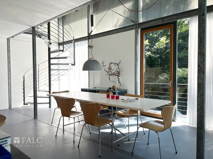 Architektonisches Meisterwerk in privilegierter Aussichtslage-Exklusives Wohnen auf höchstem Niveau – Essbereich