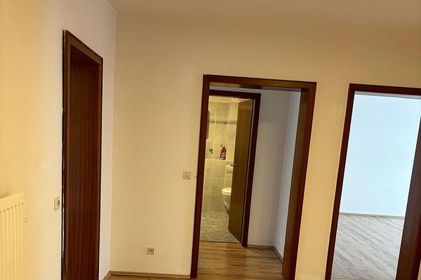 3-Zimmer-Wohnung mit Balkon im 1. OG in Hannover Oststadt