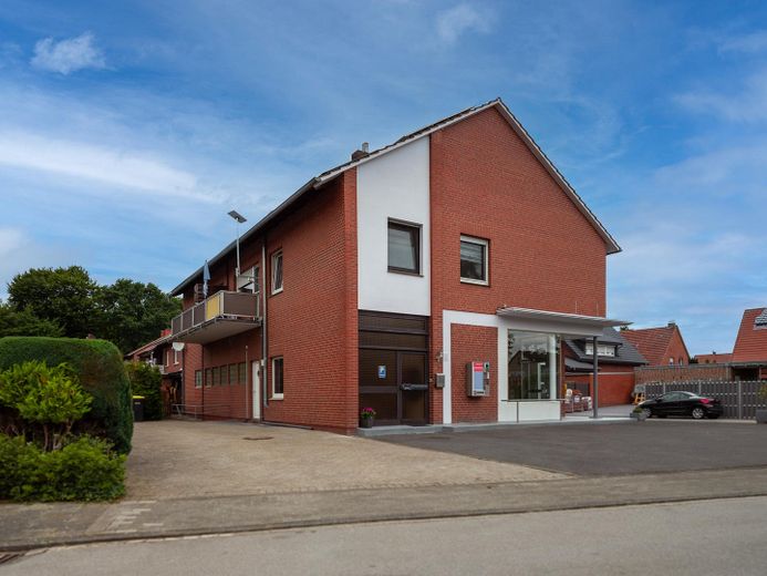 Vorderansicht linksseitig