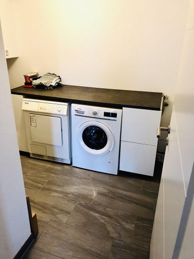 Appartement 2 pièces haut de gamme à proximité de l’université, cuisine équipée haut de gamme Nolte incluse – Photo 16