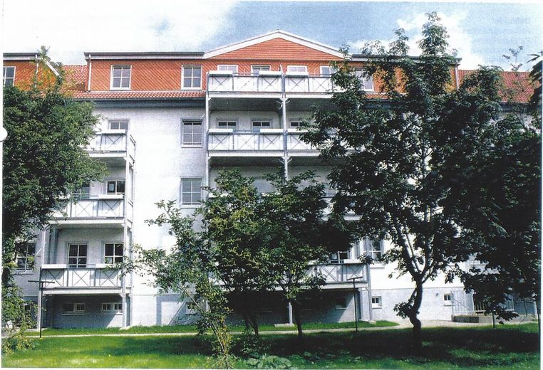 Sonnige 2-Zimmer-ETW, Balkon, 1.Etage, östl. Altstadt, v.privat – Außenansicht Hofseite