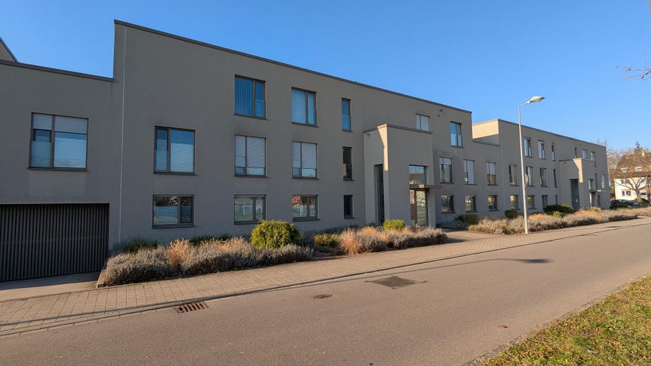 KFW70 Wohnung mit vier Zimmern in Knielingen 2.0 – Hausansicht-1