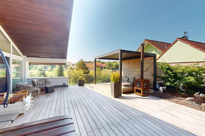 Modernisiertes Einfamilienhaus mit Charakter – Hanglage, Garten und viel Platz in Mömbris – Dachterrasse