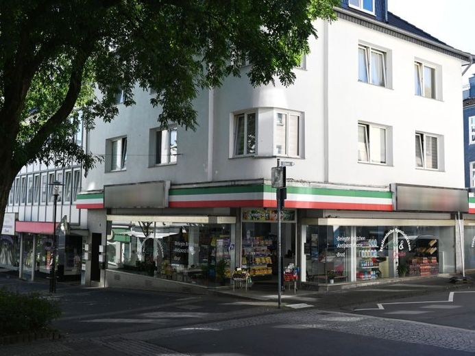 A-Lage Sol.-Mitte, langj. gut vermietetes Wohn-und Geschäftshaus! – Foto 1
