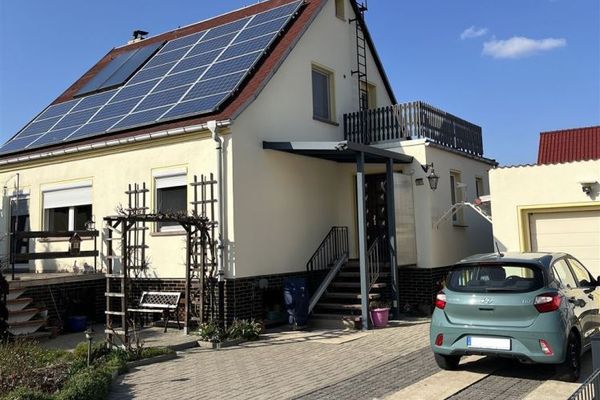 Einfamilienhaus mit Garage in 04880 Neiden zu verkaufen