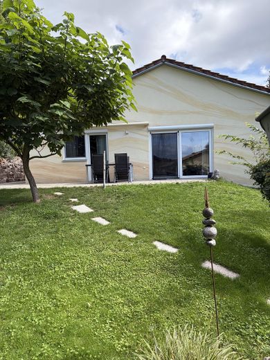 Haus/Bungalow mit Einliegerwohnung – الصورة 1